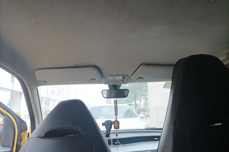 Used Wuling Hongguang MINIEV 2021 Macaron Premium Model – Lithium Iron Phosphate Interior 1
