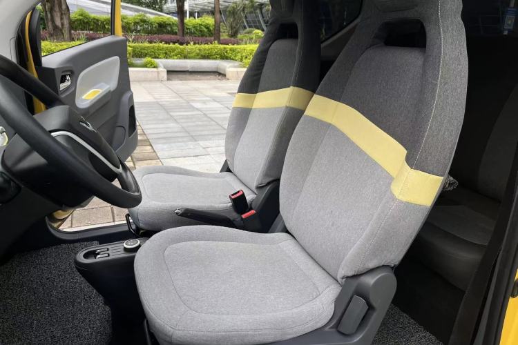 Used Wuling Hongguang MINIEV 2021 Macaron Fashion Edition Lithium-Ion Battery Interior 2