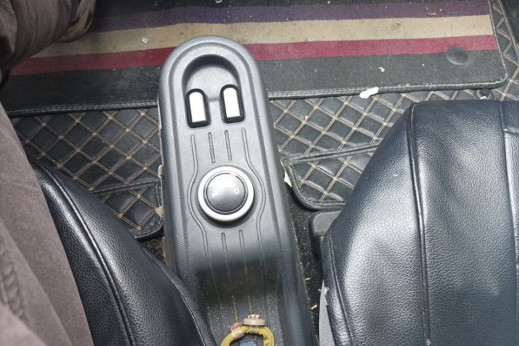 Used Wuling Hongguang MINIEV 2021 Macaron Premium Model – Lithium Iron Phosphate Interior 3