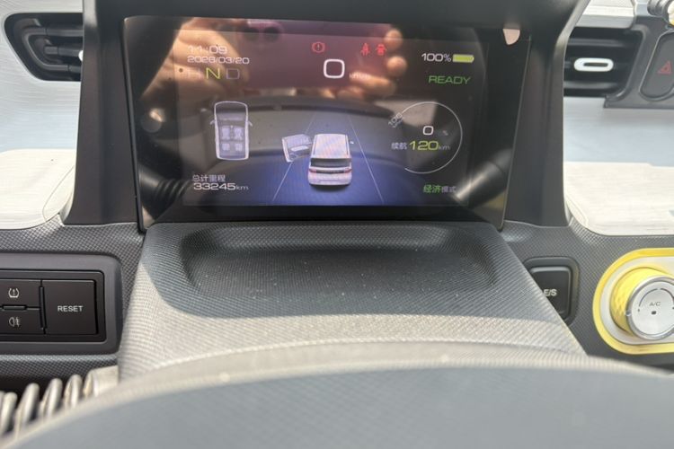 Used Wuling Hongguang MINIEV 2021 Macaron Fashion Edition Lithium-Ion Battery Interior 5