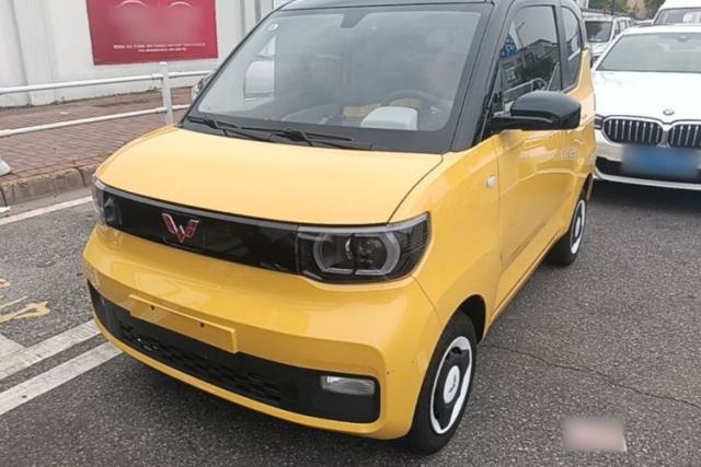 Used Wuling Hongguang MINIEV 2021 Macaron Fashion Model Lithium Iron Phosphate