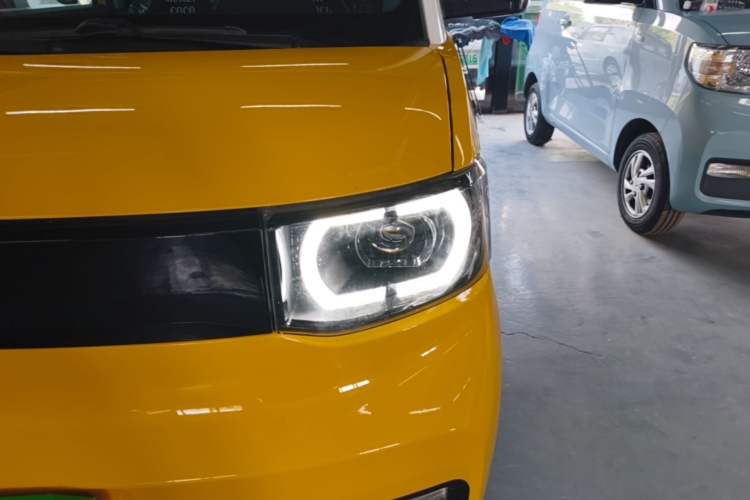 Used Wuling Hongguang MINIEV 2021 Macaron Premium Model – Lithium Iron Phosphate Left Front Headlight
