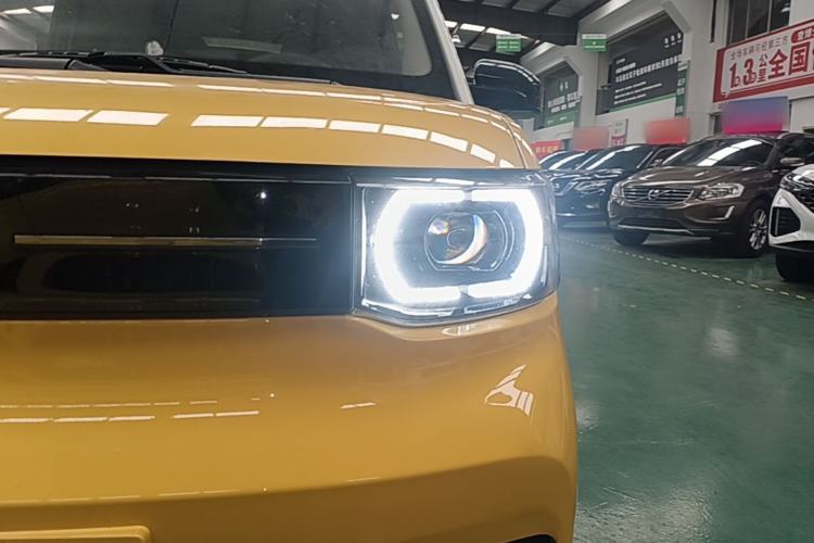 Used Wuling Hongguang MINIEV 2021 Macaron Premium Model – Lithium Iron Phosphate Left Front Headlight