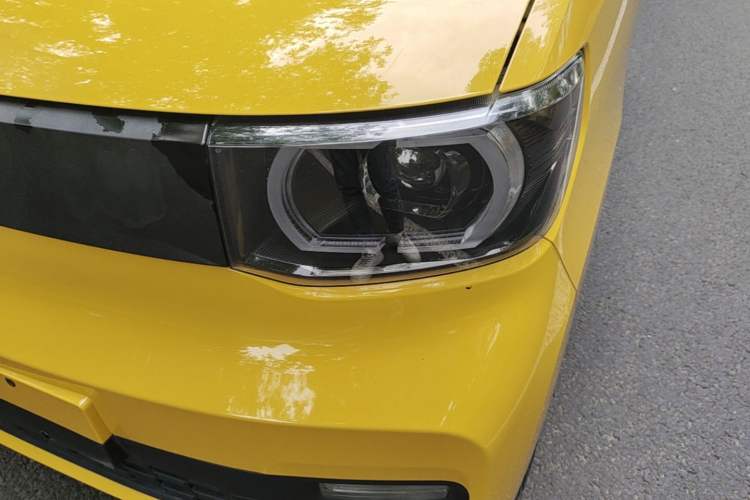 Used Wuling Hongguang MINIEV 2021 Macaron Premium Model – Lithium Iron Phosphate Left Front Headlight