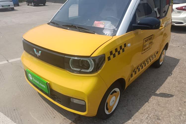 Used Wuling Hongguang MINIEV 2021 Macaron Premium Model – Lithium-NMC Left Front Headlight