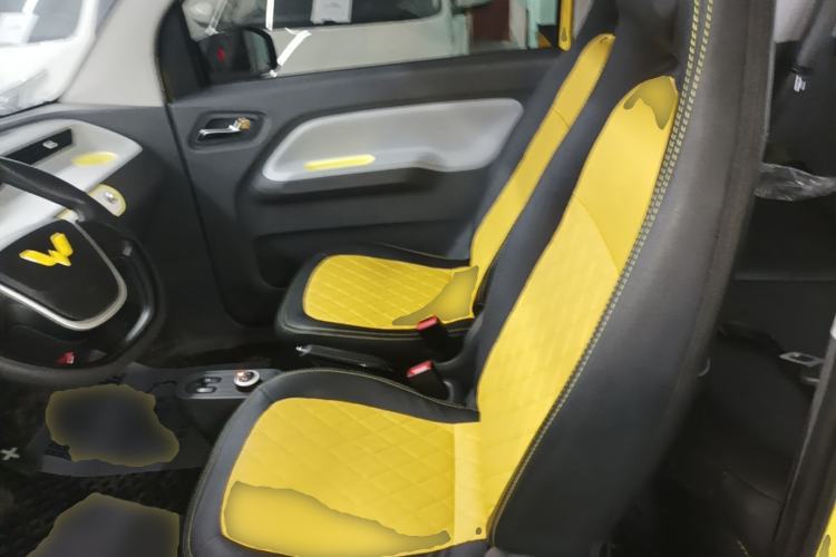 Used Wuling Hongguang MINIEV 2021 Macaron Fashion Model Lithium Iron Phosphate Left Front Seat