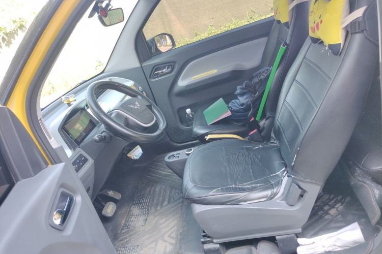 Used Wuling Hongguang MINIEV 2021 Macaron Premium Model – Lithium Iron Phosphate Left Front Seat
