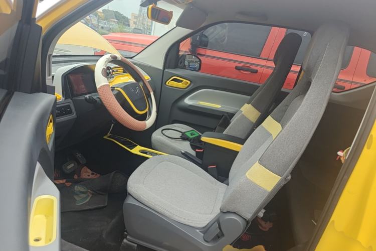 Used Wuling Hongguang MINIEV 2021 Macaron Fashion Edition Lithium-Ion Battery Left Front Seat
