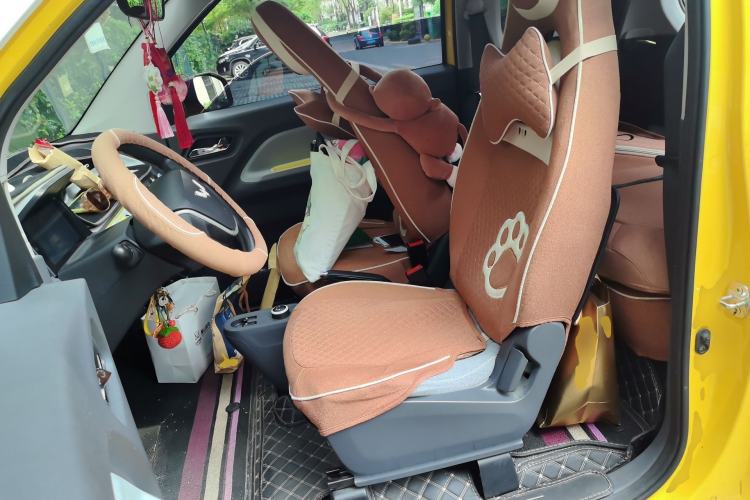 Used Wuling Hongguang MINIEV 2021 Macaron Fashion Model Lithium Iron Phosphate Left Front Seat