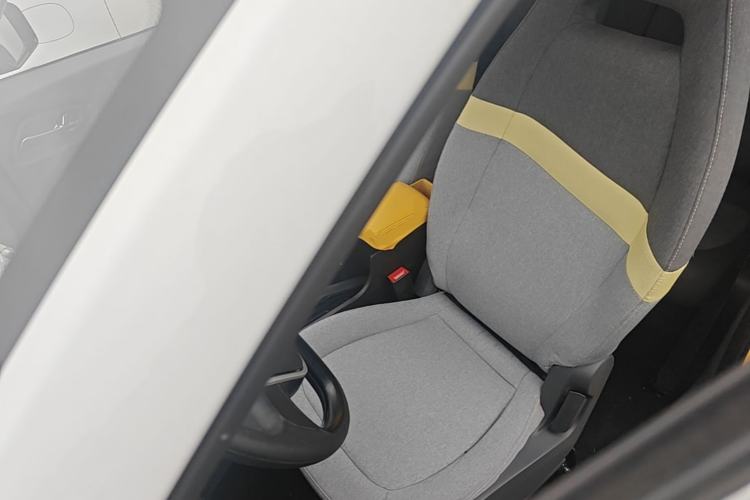 Used Wuling Hongguang MINIEV 2021 Macaron Premium Model – Lithium Iron Phosphate Left Front Seat