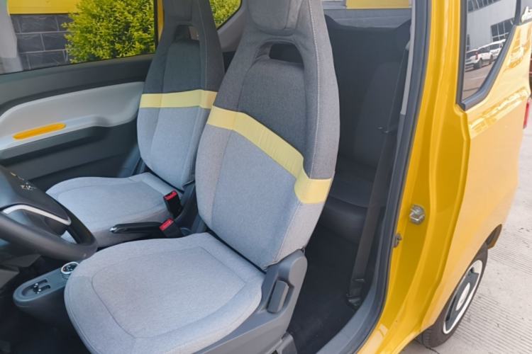 Used Wuling Hongguang MINIEV 2021 Macaron Premium Model – Lithium Iron Phosphate Left Front Seat