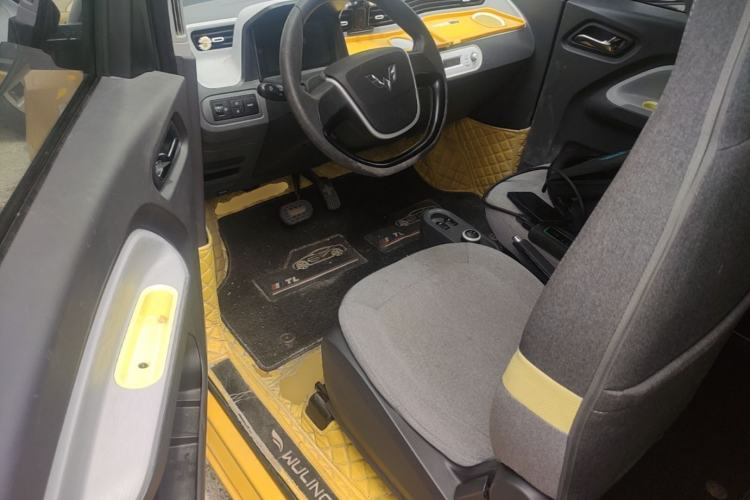 Used Wuling Hongguang MINIEV 2021 Macaron Premium Model – Lithium Iron Phosphate Left Front Seat