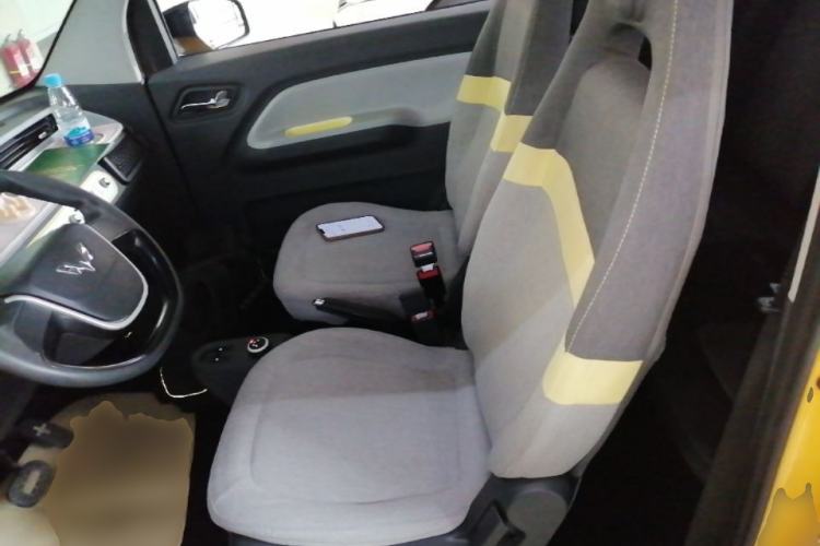 Used Wuling Hongguang MINIEV 2021 Macaron Fashion Edition Lithium-Ion Battery Left Front Seat