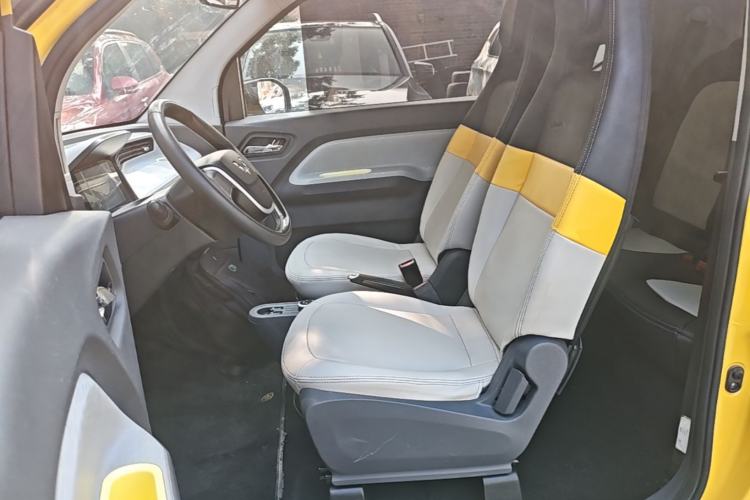 Used Wuling Hongguang MINIEV 2021 Macaron Fashion Model Lithium Iron Phosphate Left Front Seat