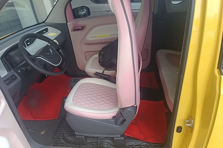 Used Wuling Hongguang MINIEV 2021 Macaron Fashion Edition Lithium-Ion Battery Left Front Seat