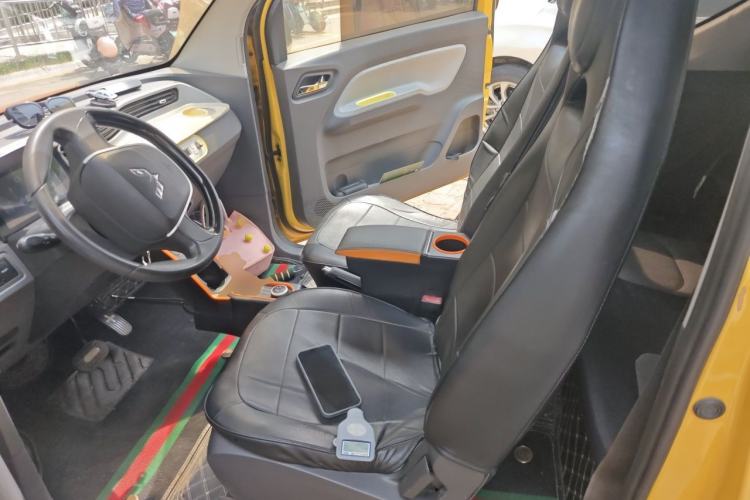 Used Wuling Hongguang MINIEV 2021 Macaron Sandwich Model 170 km Lithium Ternary Left Front Seat