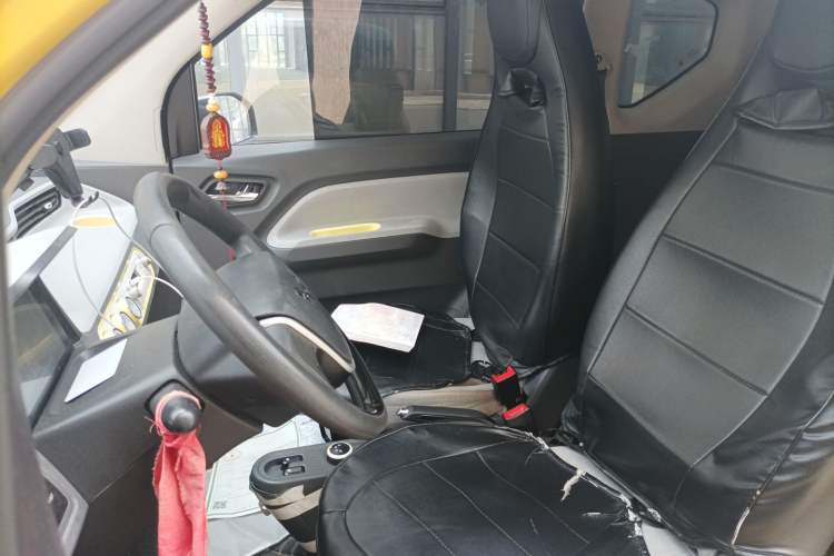 Used Wuling Hongguang MINIEV 2021 Macaron Premium Model – Lithium Iron Phosphate Left Front Seat