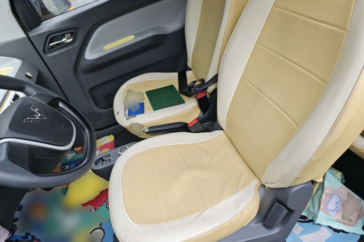 Used Wuling Hongguang MINIEV 2021 Macaron Premium Model – Lithium Iron Phosphate Left Front Seat