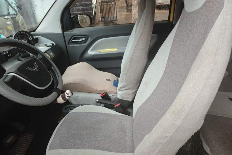 Used Wuling Hongguang MINIEV 2021 Macaron Fashion Model Lithium Iron Phosphate Left Front Seat