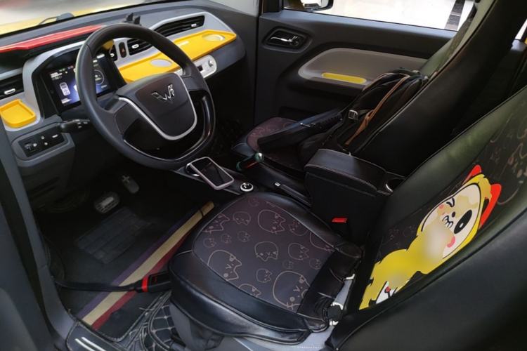Used Wuling Hongguang MINIEV 2021 Macaron Premium Model – Lithium Iron Phosphate Left Front Seat