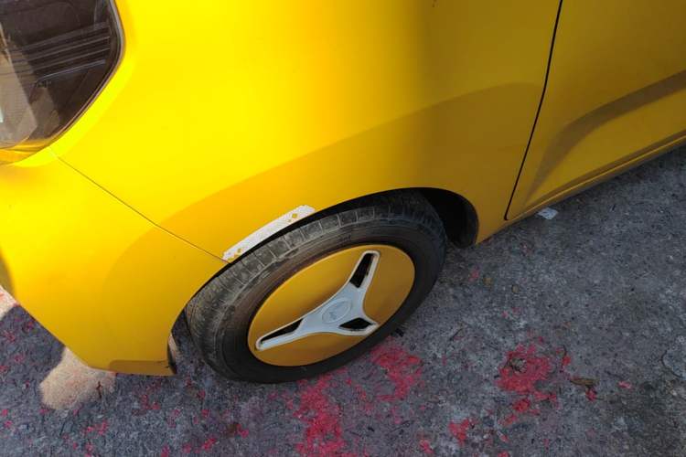 Used Wuling Hongguang MINIEV 2021 Macaron Premium Model – Lithium Iron Phosphate Left Front Wheel Hub