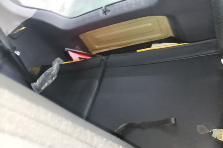 Used Wuling Hongguang MINIEV 2021 Macaron Fashion Model Lithium Iron Phosphate Left Rear Seat