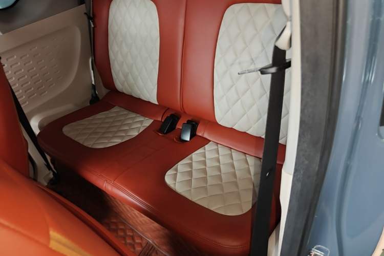 Used Wuling Hongguang MINIEV 2021 Macaron Premium Model – Lithium Iron Phosphate Left Rear Seat