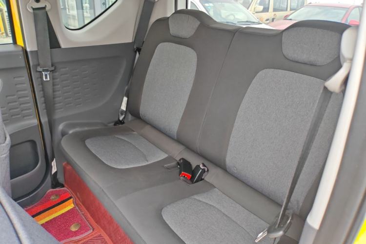 Used Wuling Hongguang MINIEV 2021 Macaron Fashion Model Lithium Iron Phosphate Left Rear Seat