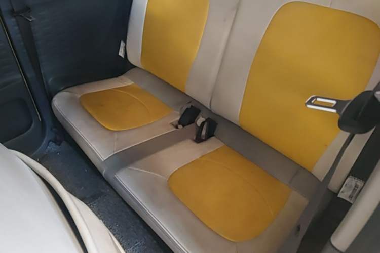 Used Wuling Hongguang MINIEV 2021 Macaron Fashion Edition Lithium-Ion Battery Left Rear Seat