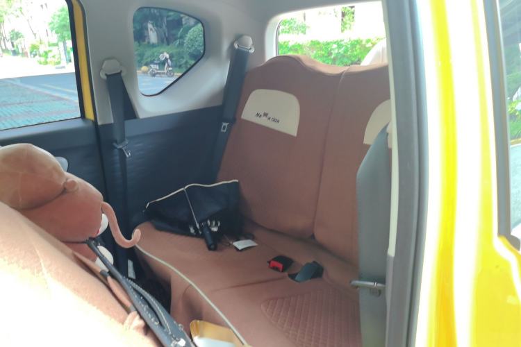 Used Wuling Hongguang MINIEV 2021 Macaron Fashion Model Lithium Iron Phosphate Left Rear Seat