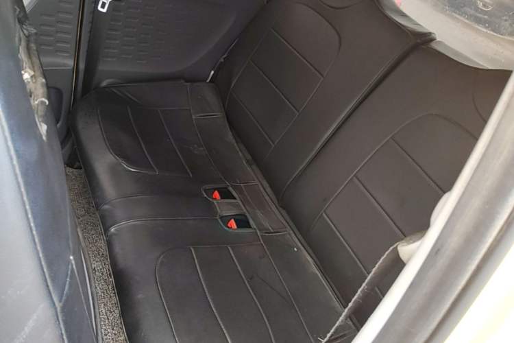 Used Wuling Hongguang MINIEV 2021 Macaron Fashion Model Lithium Iron Phosphate Left Rear Seat