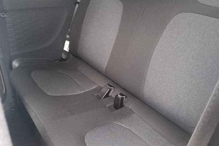 Used Wuling Hongguang MINIEV 2021 Macaron Fashion Model Lithium Iron Phosphate Left Rear Seat