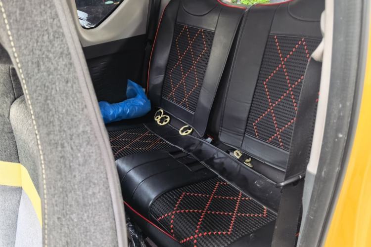 Used Wuling Hongguang MINIEV 2021 Macaron Fashion Edition Lithium-Ion Battery Left Rear Seat