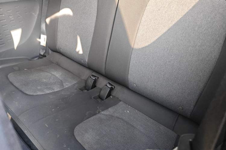 Used Wuling Hongguang MINIEV 2021 Macaron Fashion Model Lithium Iron Phosphate Left Rear Seat