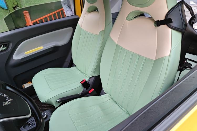 Used Wuling Hongguang MINIEV 2021 Macaron Premium Model – Lithium-NMC Left Rear Seat