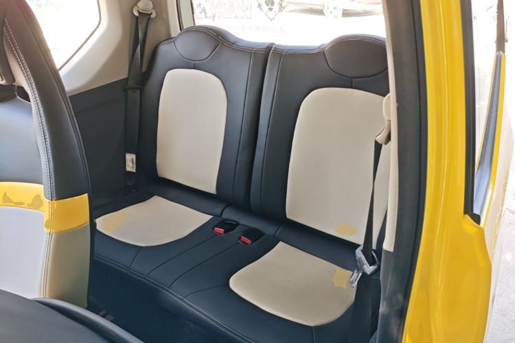 Used Wuling Hongguang MINIEV 2021 Macaron Premium Model – Lithium-NMC Left Rear Seat