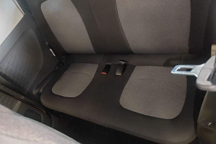 Used Wuling Hongguang MINIEV 2021 Macaron Premium Model – Lithium Iron Phosphate Left Rear Seat