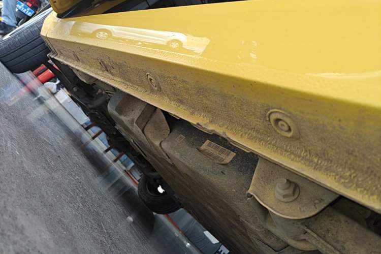 Used Wuling Hongguang MINIEV 2021 Macaron Premium Model – Lithium Iron Phosphate Left Side Sill