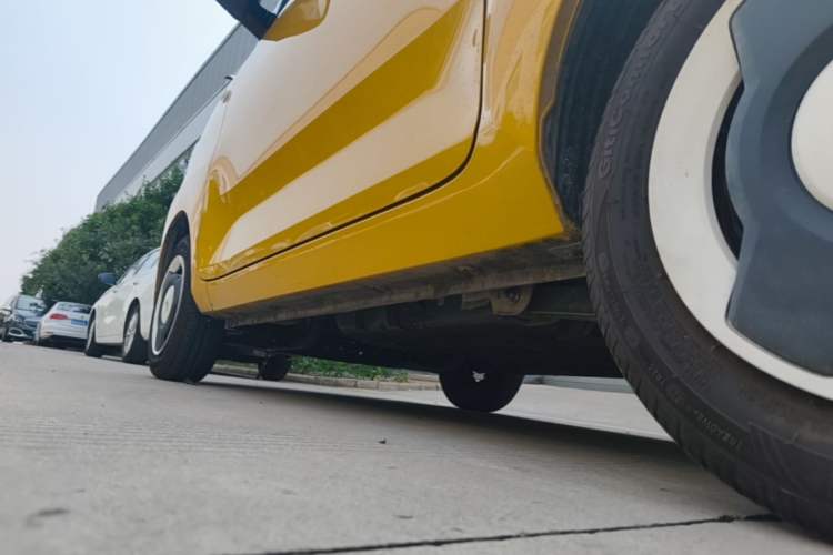 Used Wuling Hongguang MINIEV 2021 Macaron Premium Model – Lithium Iron Phosphate Left Side Sill