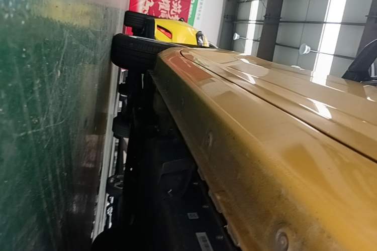 Used Wuling Hongguang MINIEV 2021 Macaron Premium Model – Lithium Iron Phosphate Left Side Sill