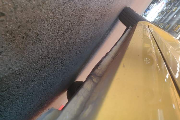 Used Wuling Hongguang MINIEV 2021 Macaron Premium Model – Lithium Iron Phosphate Left Side Sill