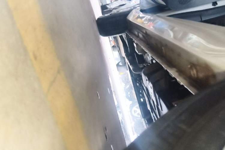 Used Wuling Hongguang MINIEV 2021 Macaron Sandwich Model 120 km Lithium NMC Left Side Sill