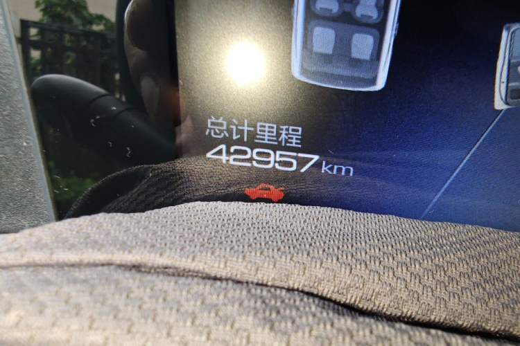 Used Wuling Hongguang MINIEV 2021 Macaron Premium Model – Lithium Iron Phosphate Odometer Close Up