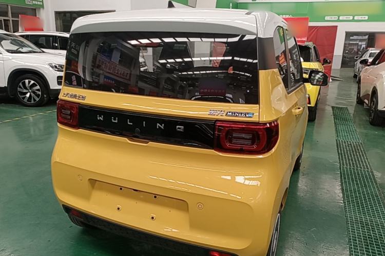 Used Wuling Hongguang MINIEV 2021 Macaron Premium Model – Lithium Iron Phosphate Rear