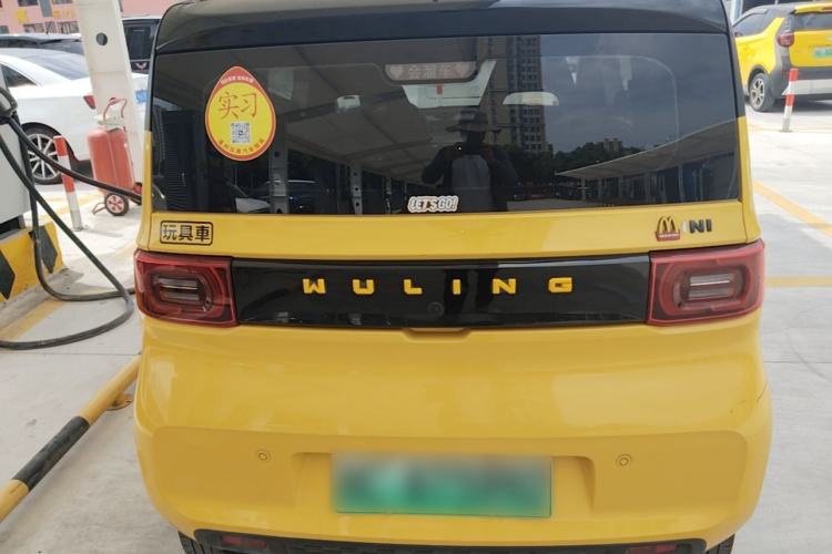 Used Wuling Hongguang MINIEV 2021 Macaron Premium Model – Lithium Iron Phosphate Rear