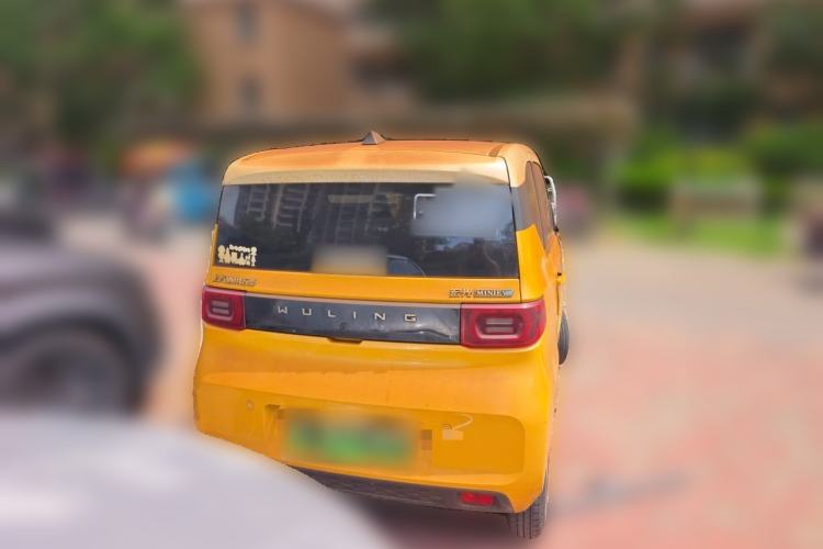 Used Wuling Hongguang MINIEV 2021 Macaron Sandwich Model 170 km Lithium Ternary Rear