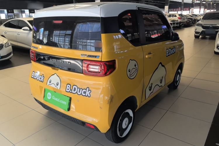 Used Wuling Hongguang MINIEV 2021 Macaron Sandwich Model 170 km Lithium Iron Phosphate Rear Right 45 Deg