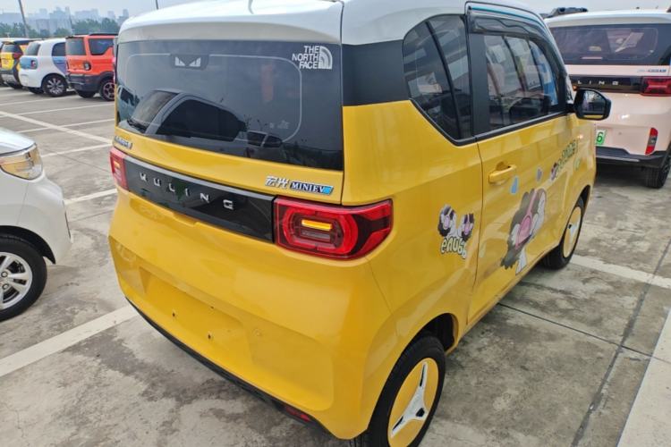 Used Wuling Hongguang MINIEV 2021 Macaron Fashion Model Lithium Iron Phosphate Rear Right 45 Deg