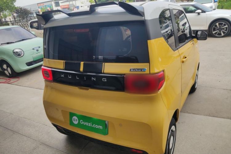 Used Wuling Hongguang MINIEV 2021 Macaron Fashion Model Lithium Iron Phosphate Rear