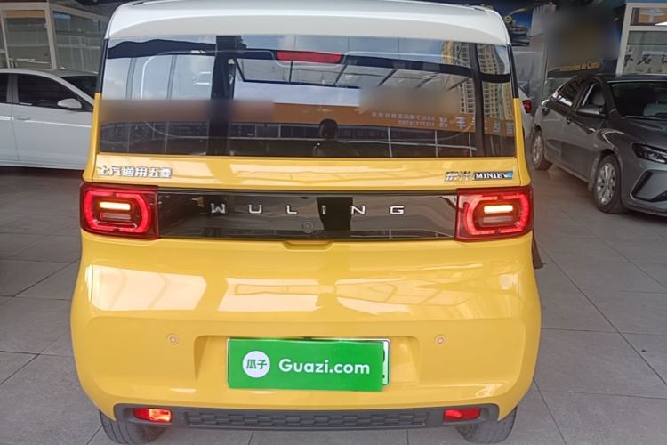 Used Wuling Hongguang MINIEV 2021 Macaron Fashion Model Lithium Iron Phosphate Rear